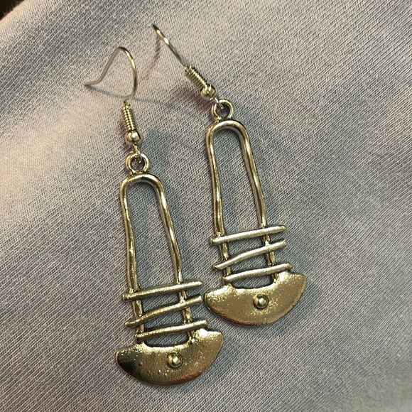 Jewelry - Silver Earrings